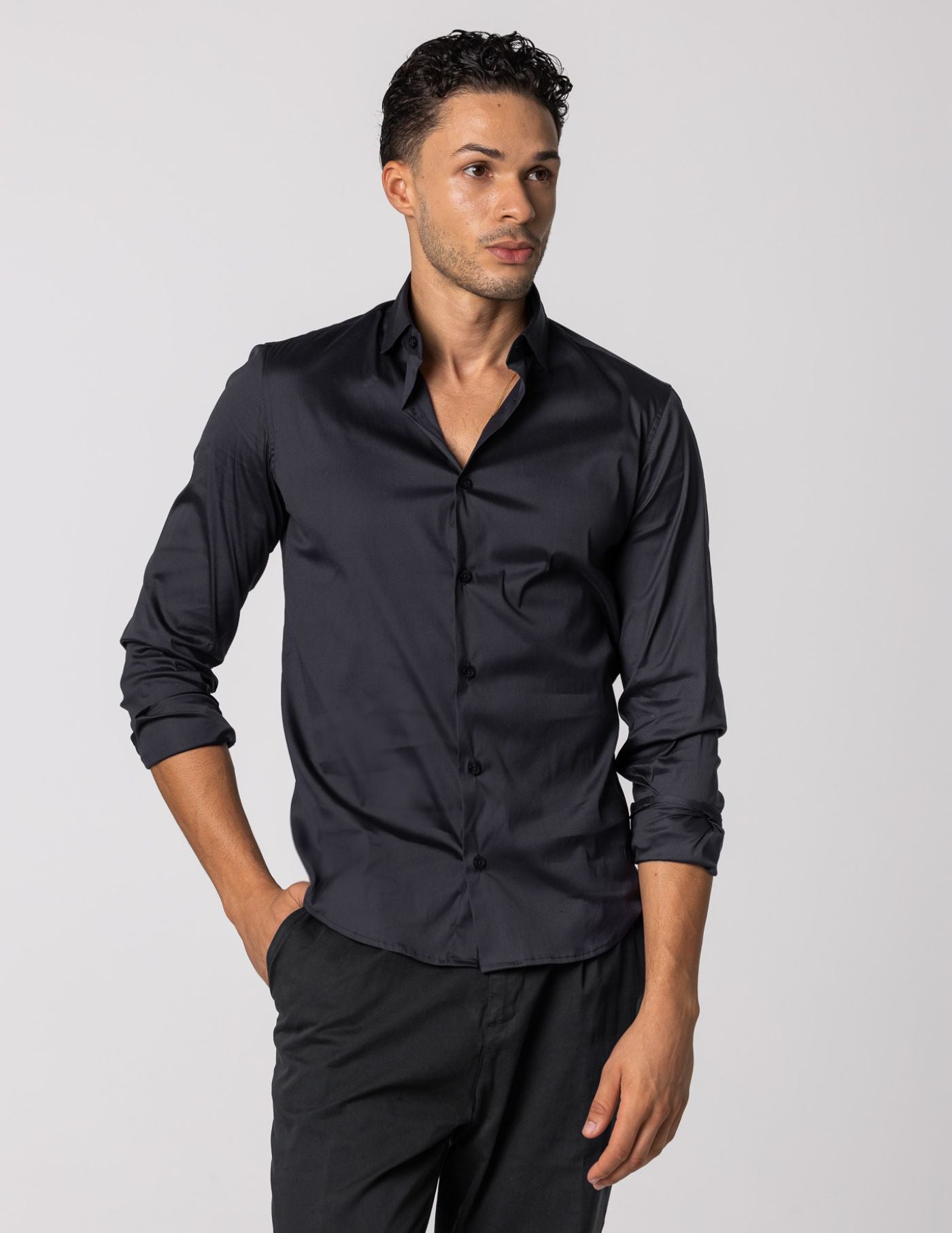 CAMISA SLIM FIT SOFT TOUCH PRETA