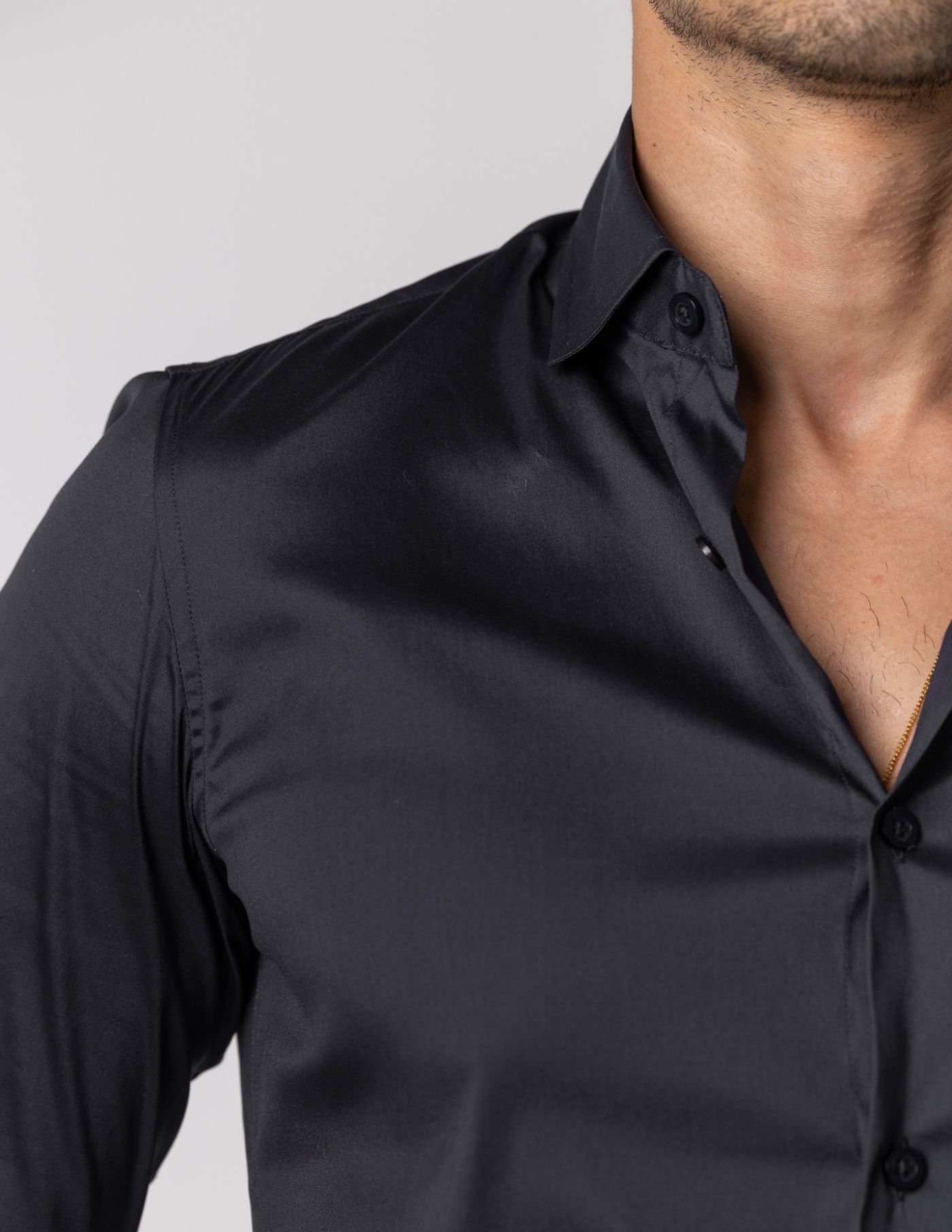 CAMISA SLIM FIT SOFT TOUCH PRETA