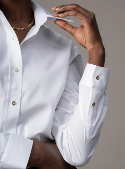 Blusa Colleen Premium – Elegância Intemporal com um Toque de Glamour