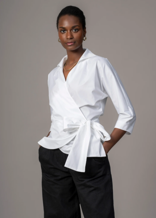 Colleen Premium Blouse – Timeless Elegance with a Touch of Glamour