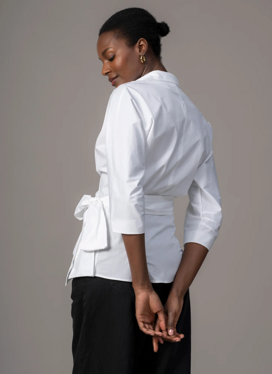 Colleen Premium Blouse – Timeless Elegance with a Touch of Glamour