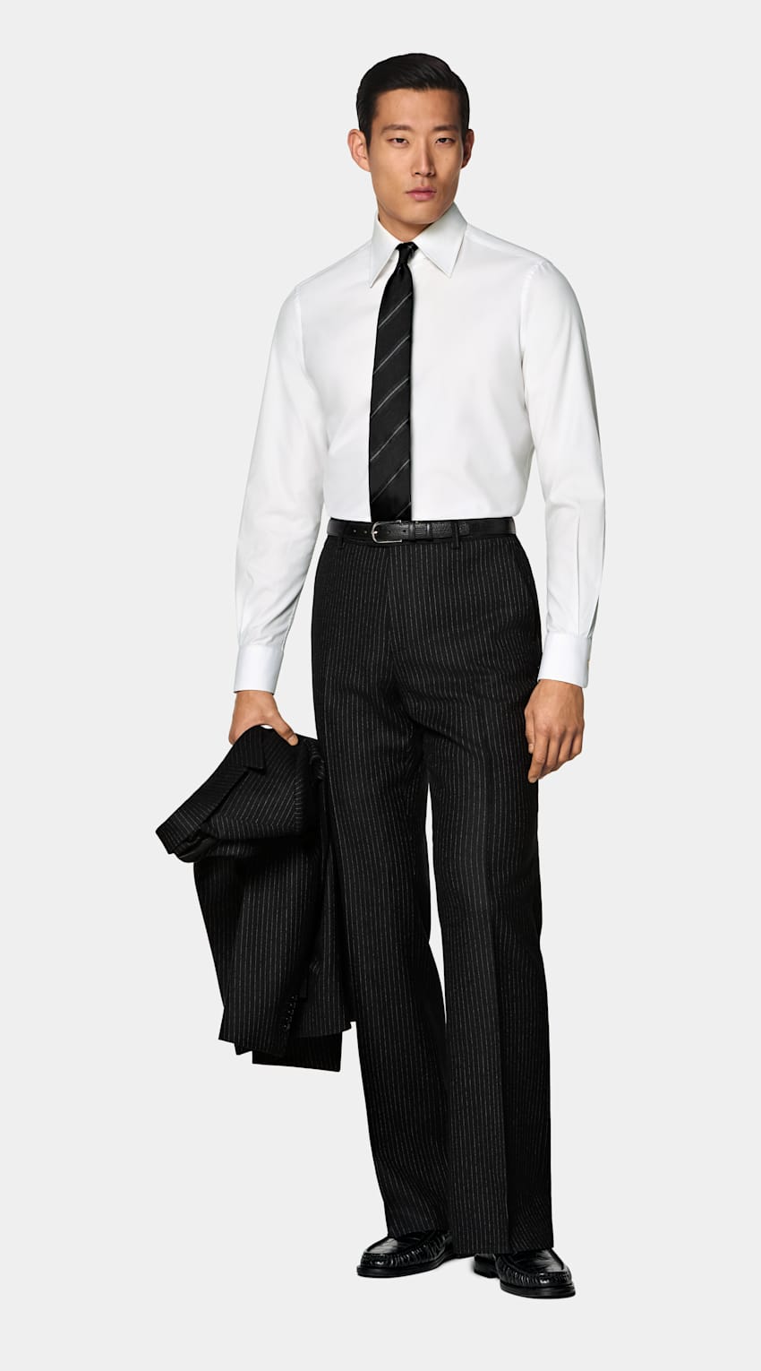 Camisa branca com colarinho de pontas | MC014