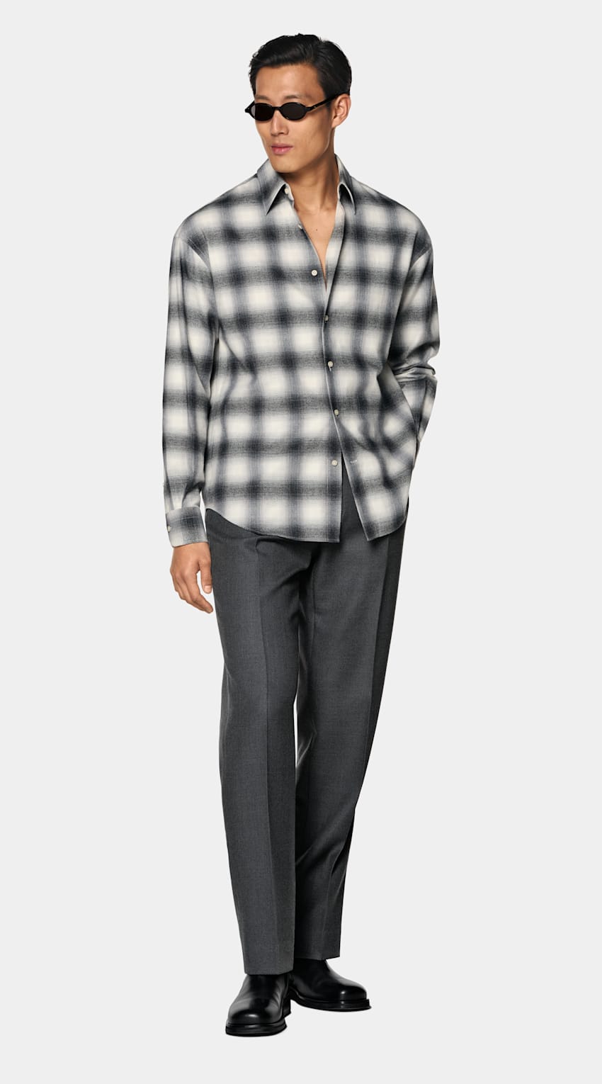 Camisa cinzenta-escura ao xadrez | MC038