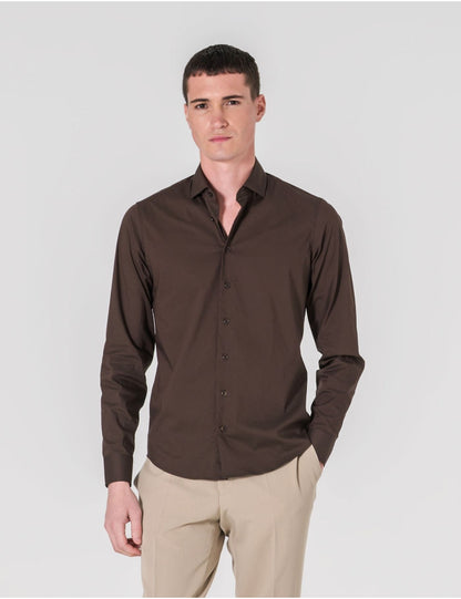 Camisa T-Shirt Slim Fit Homem Bordeaux em Algodão com Elastano