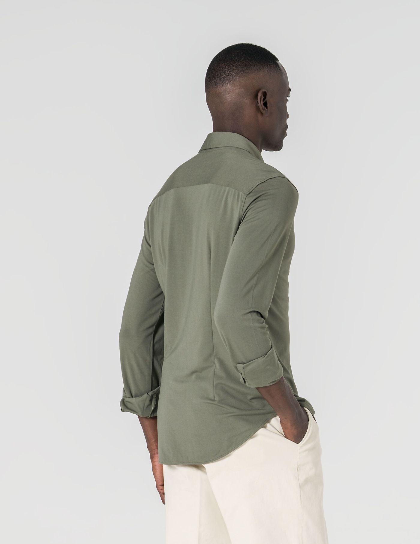 Camisa T-Shirt Slim Fit Homem Verde em Algodão com Elastano